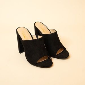 Brand New Glaze Black Heels